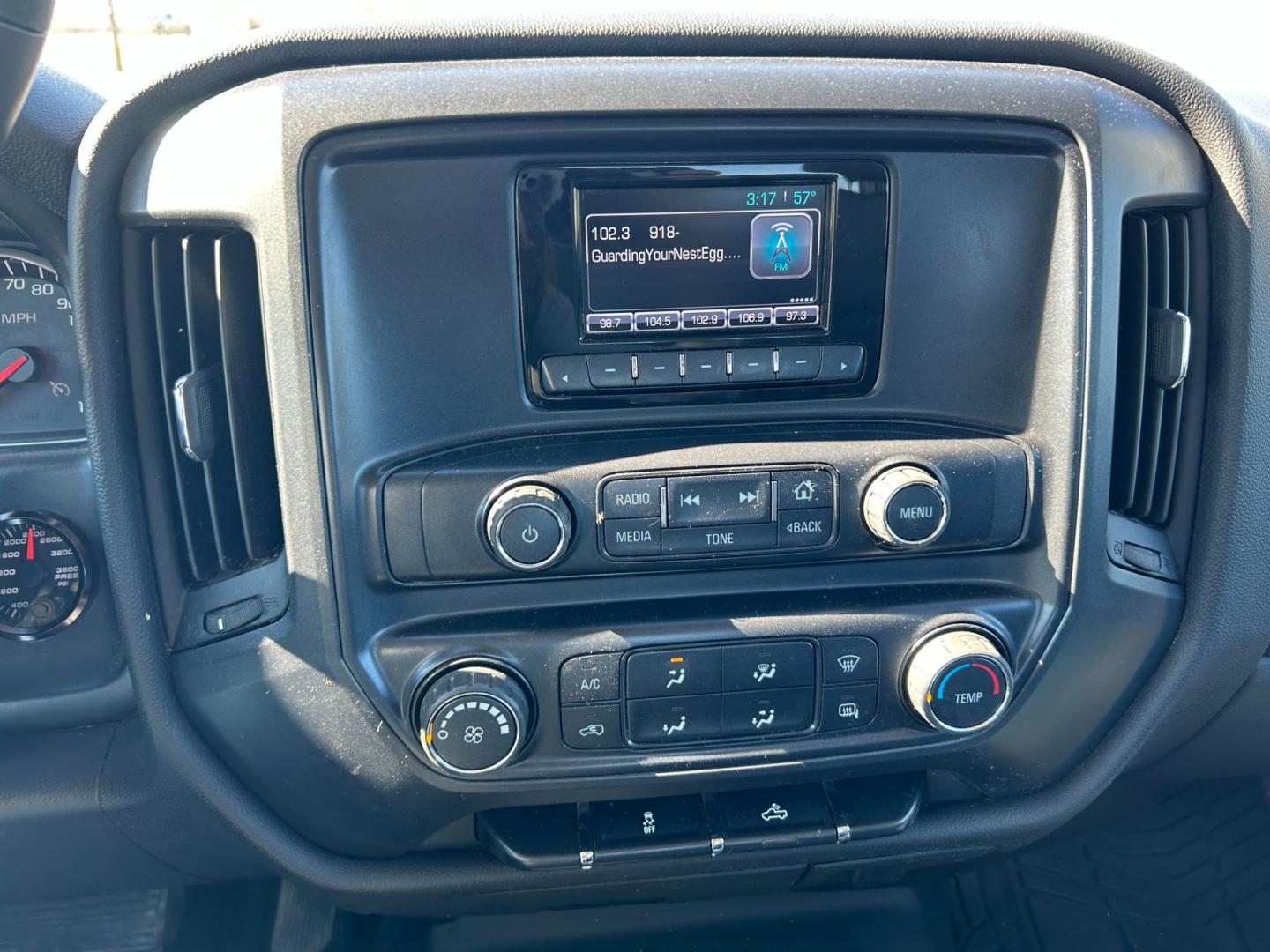 2015 White /Gray Chevrolet Silverado 1500 Work Truck Double Cab 2WD (1GCRCPEC1FZ) with an 5.3L V8 OHV 16V engine, 6-Speed Automatic transmission, located at 17760 Hwy 62, Morris, OK, 74445, (918) 733-4887, 35.609104, -95.877060 - 2015 CHEVY SILVERADO HAS THE 5.3L V8 AND IS RWD. IT FEATURES A KEYLESS ENTRY REMOTE, POWER WINDOWS, POWER MIRRORS, POWER LOCKS, AM/FM STEREO, PANDORA RADIO, AUX PORT, USB PORT, TRACTION CONTROL, CRUISE CONTROL, BACK UP CAMERA, BED COVER, BED LINER, AND HITCH. IT RUNS ON CNG (COMPRESSED NATURAL GAS) - Photo#13